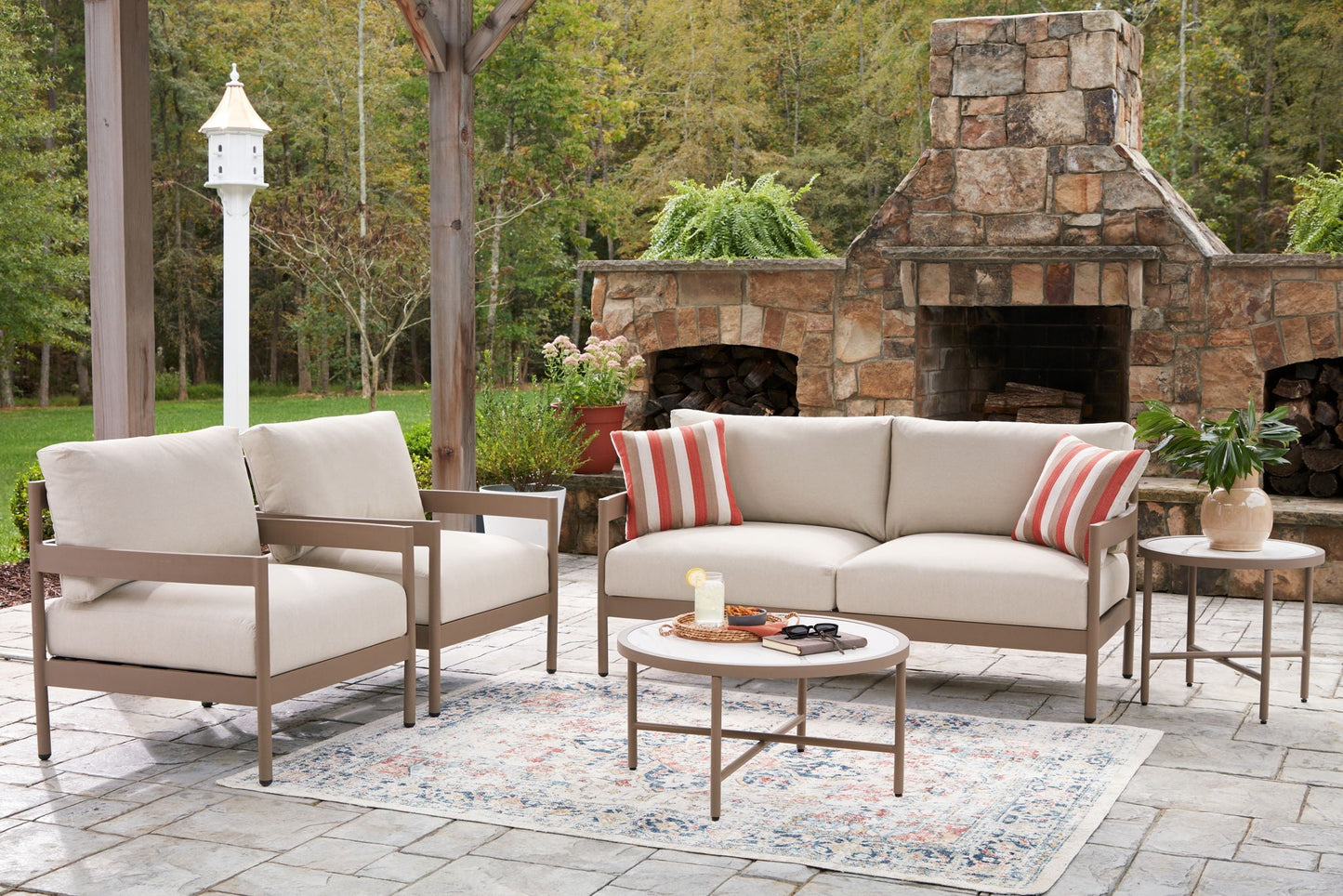 Bluff Trail - Loveseat, Lounge Chairs, Tables Set (Set of 5) - Beige